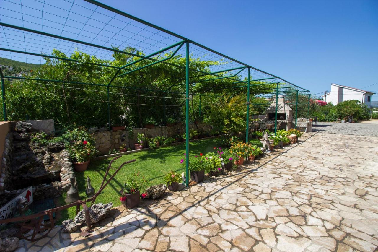 Guest House Blagaj Εξωτερικό φωτογραφία